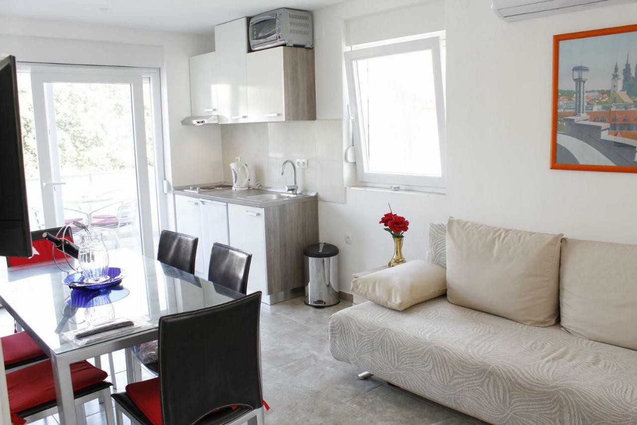Pearl Of Novalja Apartment ภายนอก รูปภาพ